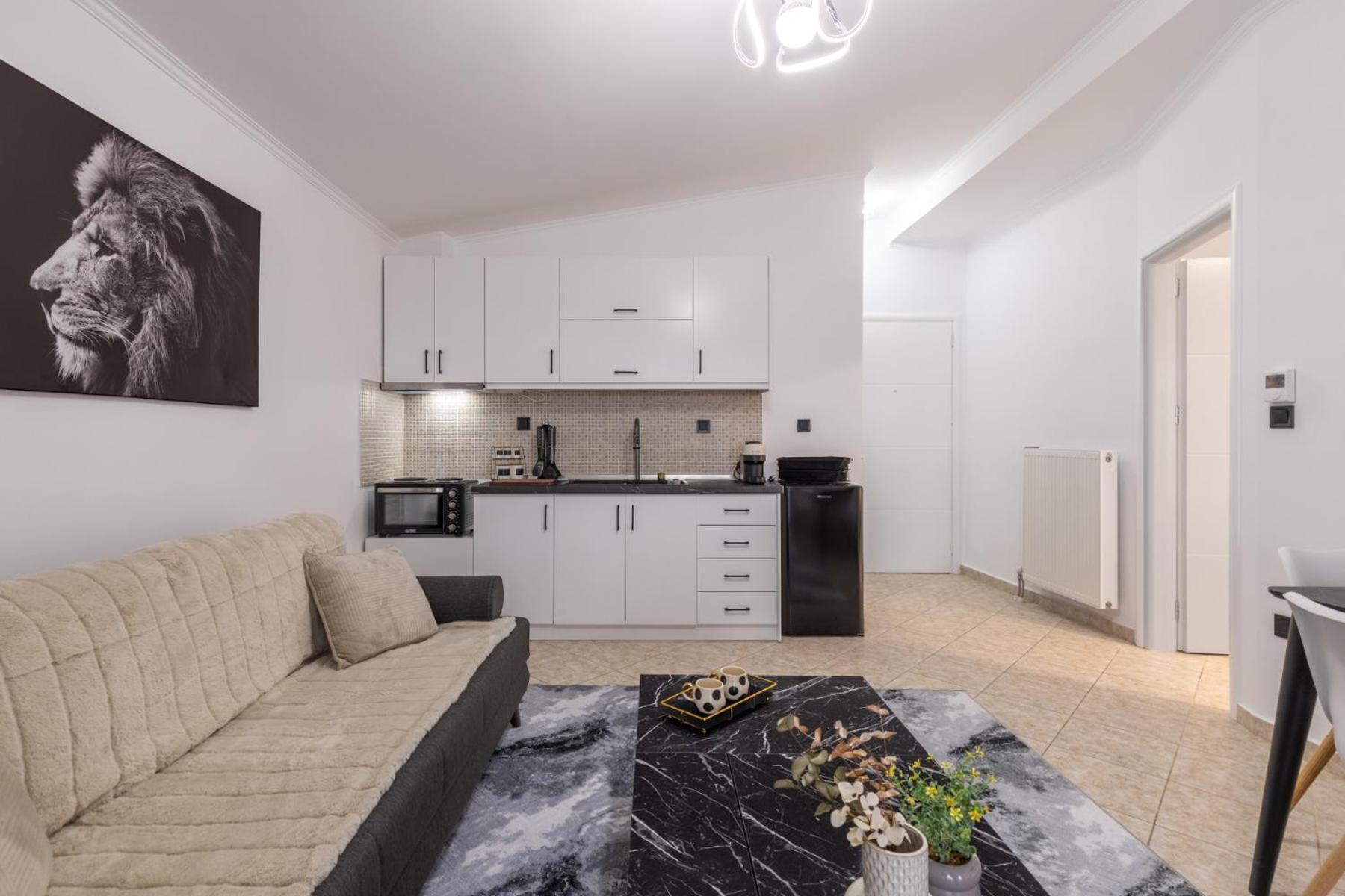 Luxury Central Apartment 2 ซานธี ภายนอก รูปภาพ